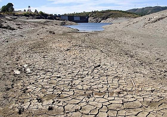 La falta de lluvias arrastra a una fuerte sequía a Castilla y León.