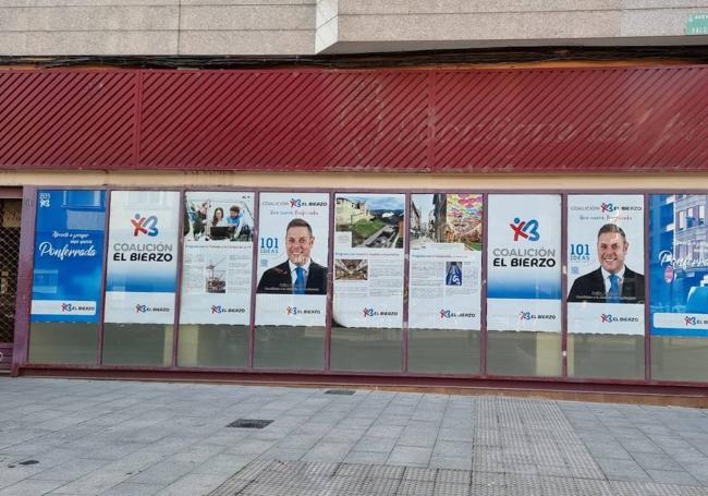 Escaparate de campaña de CB en Ponferrada.