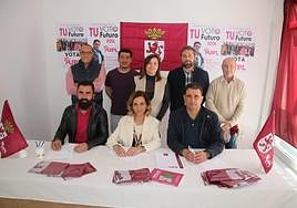 Gallego junto a la candidatura de UPL en Coyanza.
