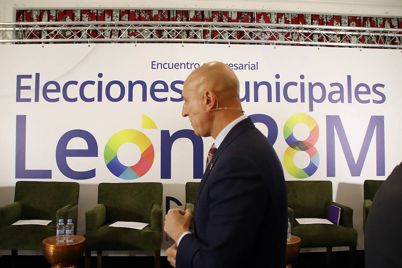 Los candidatos al Ayuntamiento de León se citan con Fele y leonoticias