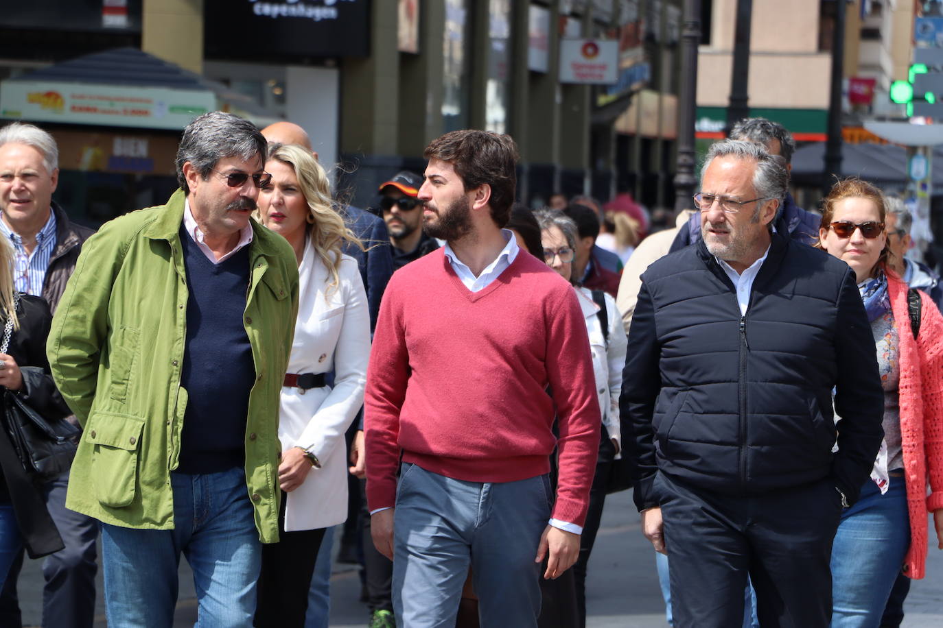 García-Gallardo apoya a Blanca Herreros en León