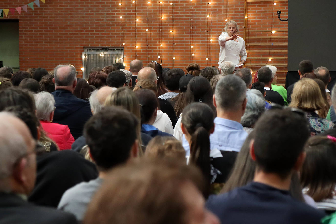 Jesús Calleja rueda en la Montaña Central leonesa