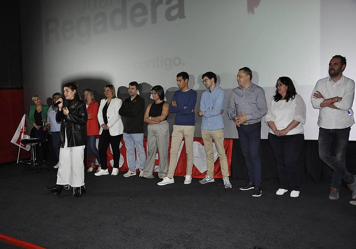 Regadera promete un Plan de Participación Ciudadana contra la Soledad.