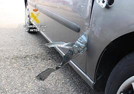 Imagen del estado en el que se encontraba el coche del investigado.