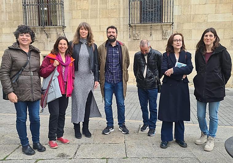 Visita de José Sarrión a León para el cierre de campaña electoral.