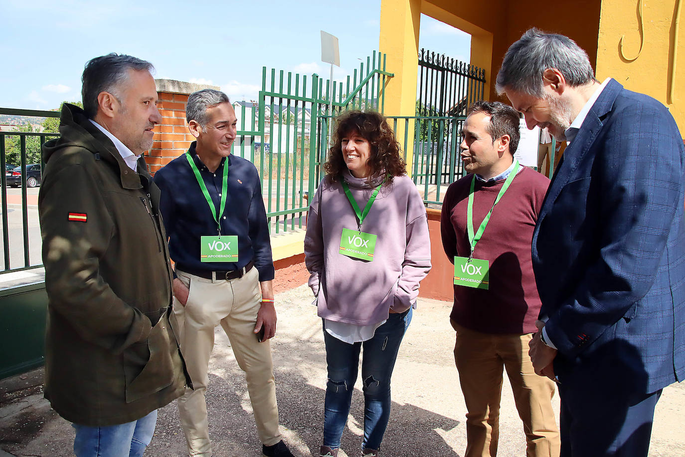 Carlos Pollán vota en León