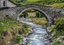 León mantiene el liderato en turismo rural en abril