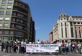 «Aquí están, estos son los que sacan el montón» han gritado los funcionarios de Justicia.