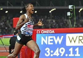 Faith Kipyegon logró el récord del mundo en una prueba de 1.500 metros con la presencia de la leonesa Marta García.