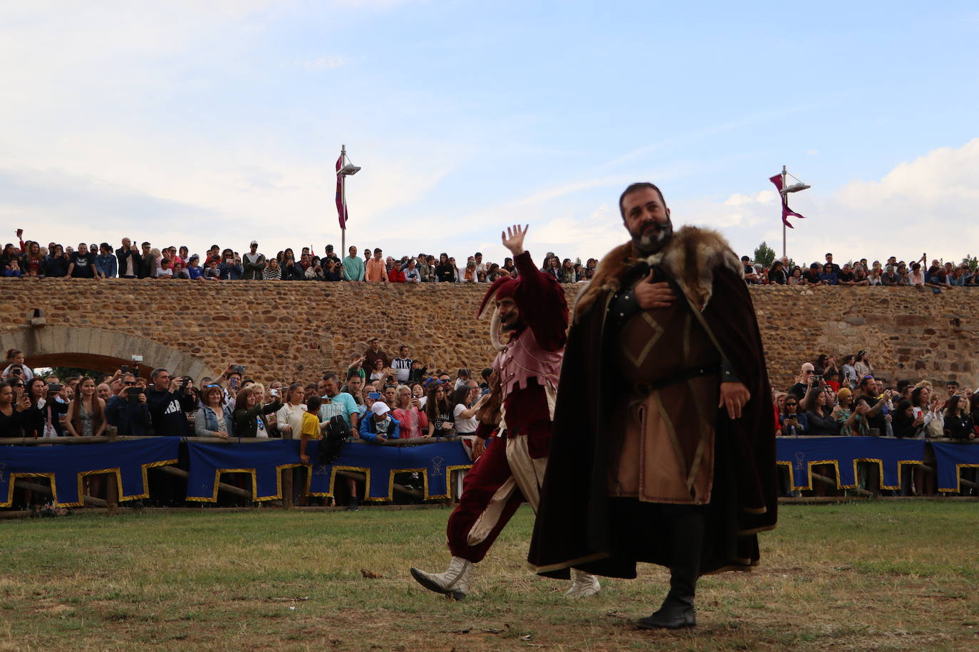Las Justas Medievales llenan de color Hospital de Órbigo
