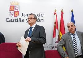 El consejero de Agricultura, Gerardo Dueñas, comparece para explicar los detalles de la tuberculosis bovina en la Comunidad