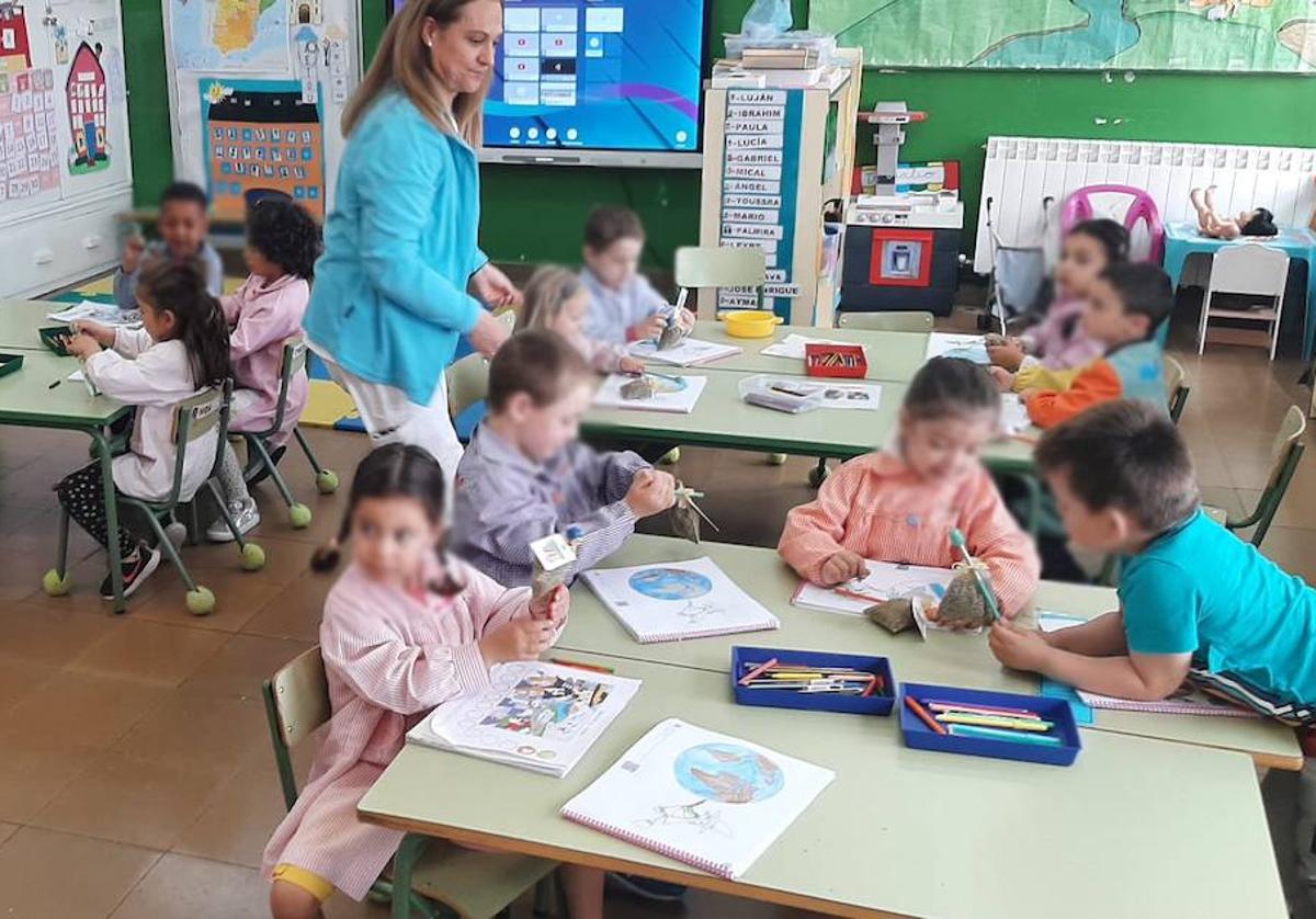 Actividad en el CEIP Trepalio de Trobajo del Camino.