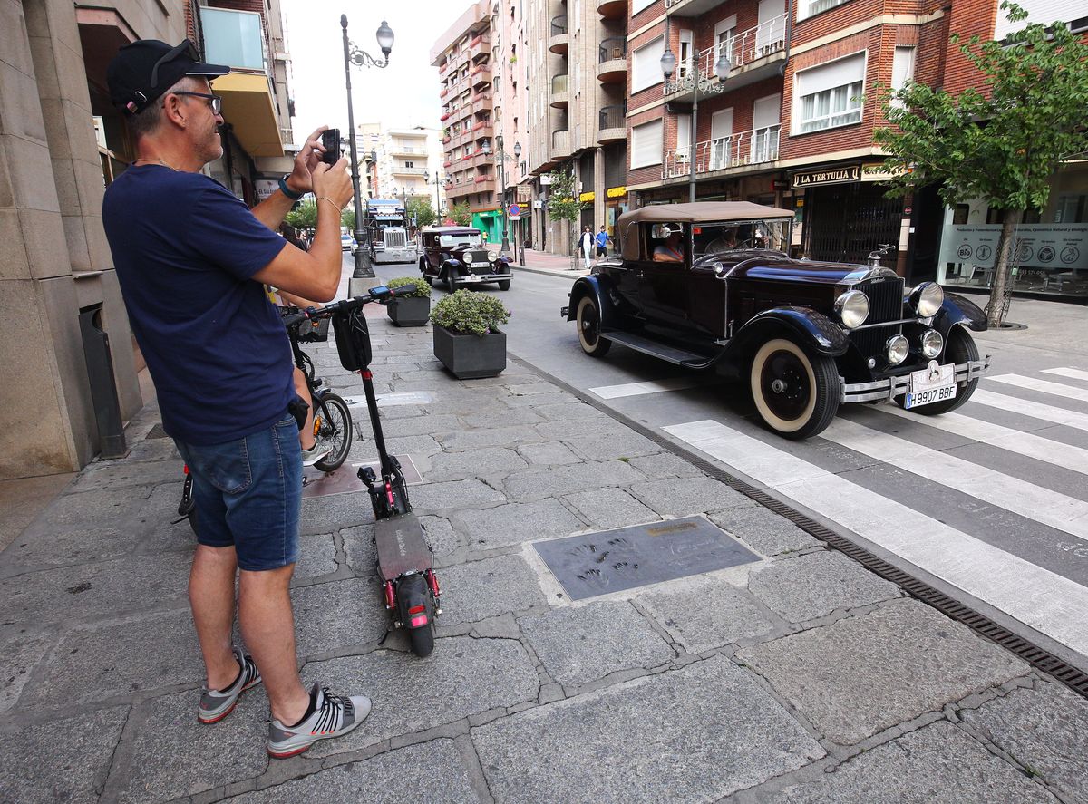 Ponferrada recibe al Rally Protagonistas de homenaje a Luis del Olmo