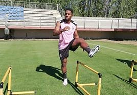Andy Kawaya, durante su etapa en la Cultural y Deportiva Leonesa.