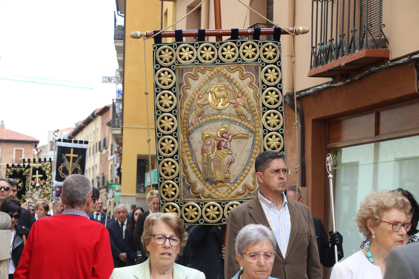 El Corpus sale a las calles de León