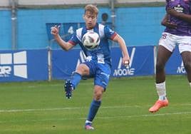 Rodri, en un partido con el Real Avilés Industrial.