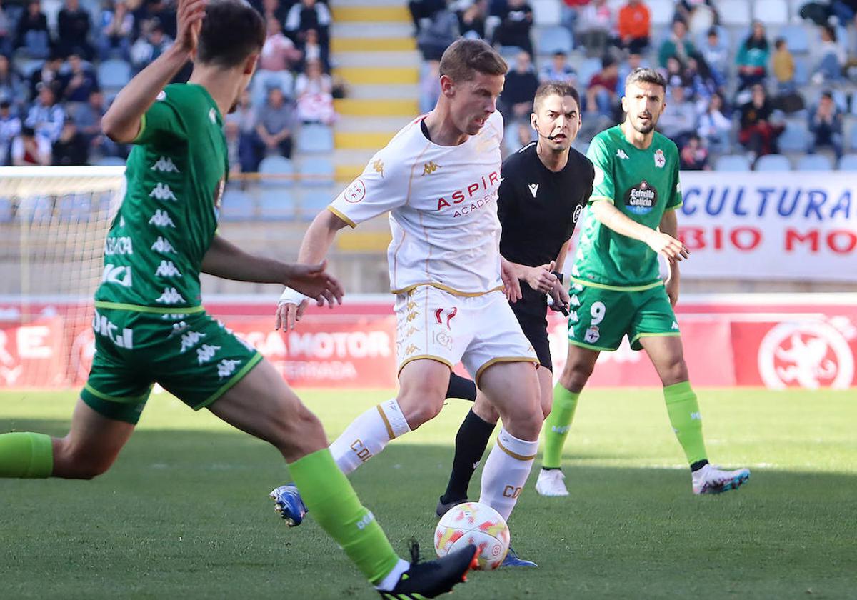 Tarsi Aguado fue el futbolista de campo con más minutos disputados la pasada temporada.