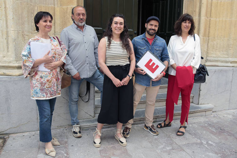 spaña Vaciada en León presenta las candidaturas al Congreso de Diputados, con Sergio Díez como cabeza de lista y al Senado con Esther Domínguez de número uno