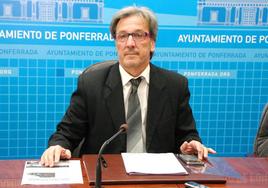 Pedro Muñoz, exconcejal por CB en Ponferrada, pasó por 6 partidos políticos antes de ser encarcelado por intentar presuntamente matar a su mujer.