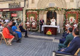 Misa en honor de San Juan en la calle Ancha.