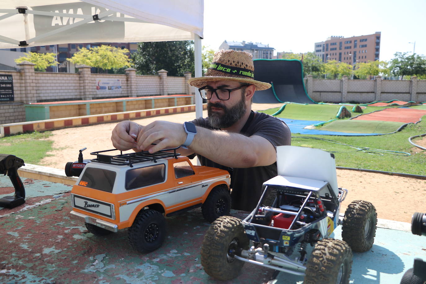 Exhibición de coches radiocontrol