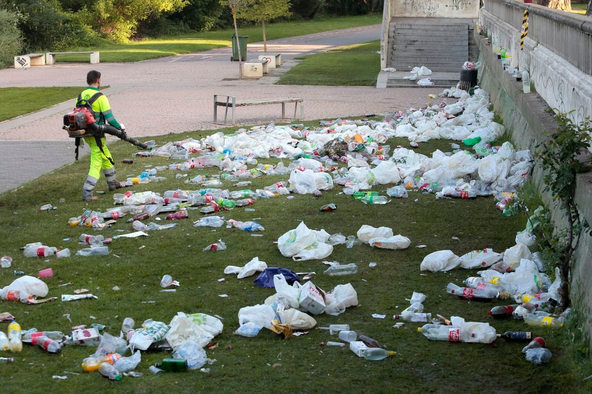 La basura, protagonista de la &#039;resaca&#039; de San Juan