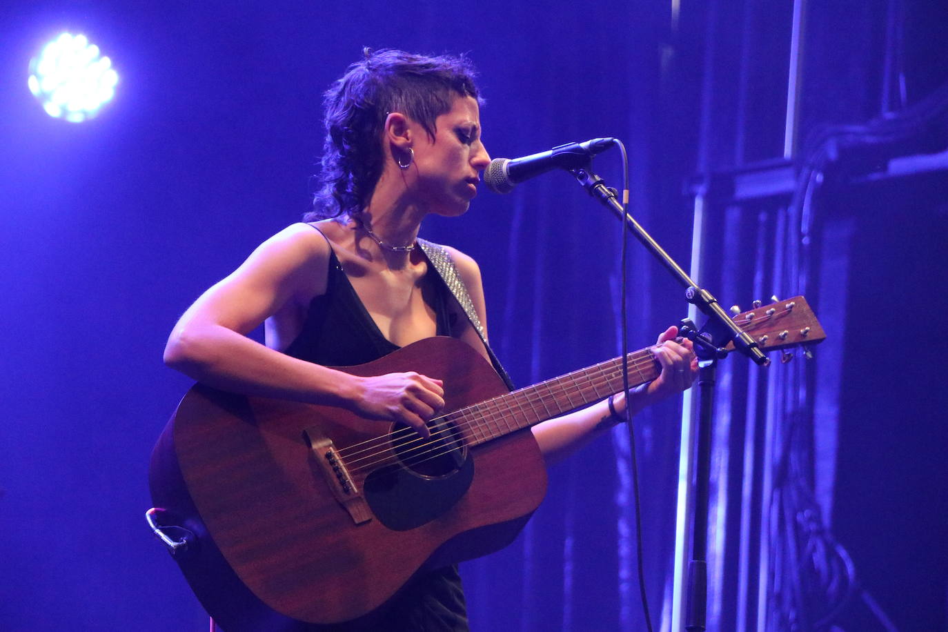 La magia de Travis Bird llega a León