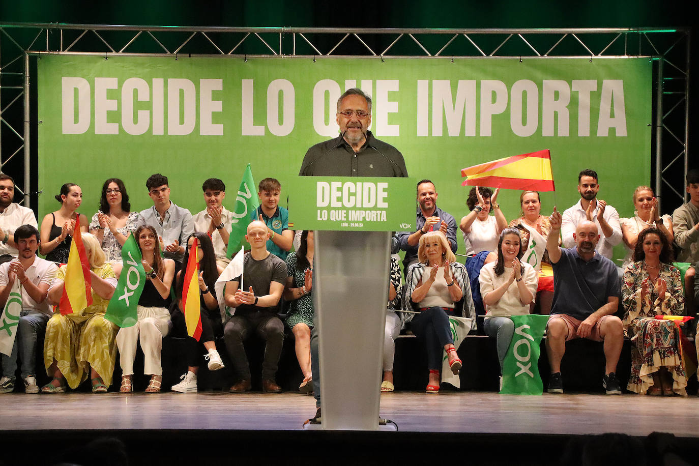 Acto público de Santiago Abascal en León