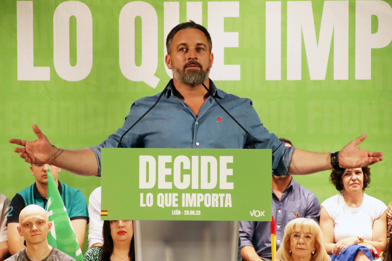 Acto público de Santiago Abascal en León