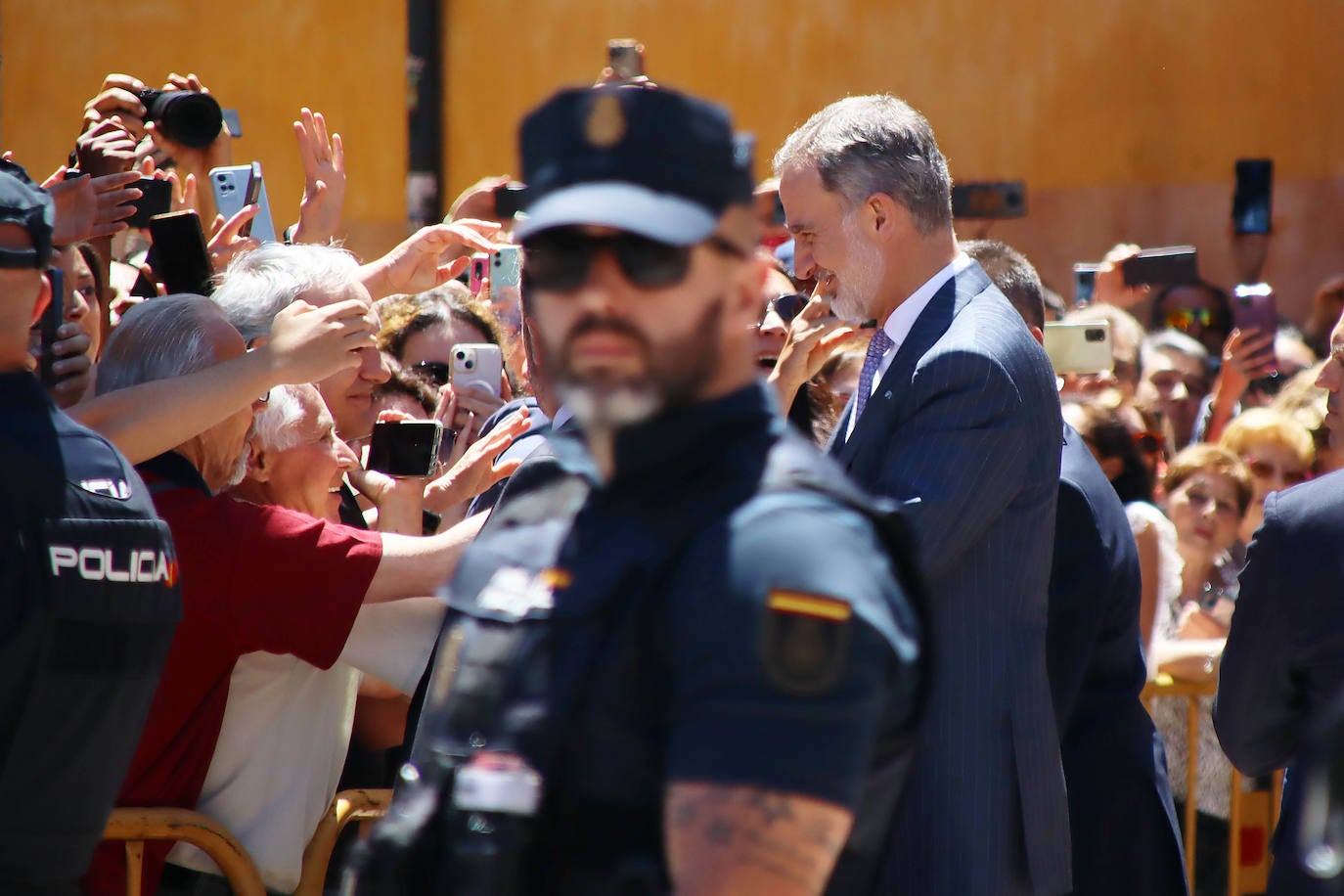 El Rey Felipe VI abandona la Conferencia internacional
