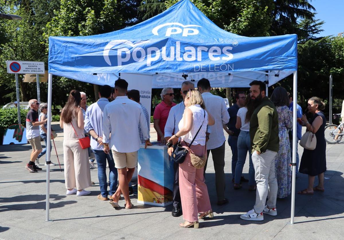 El PP de León informa sobre el voto por correo