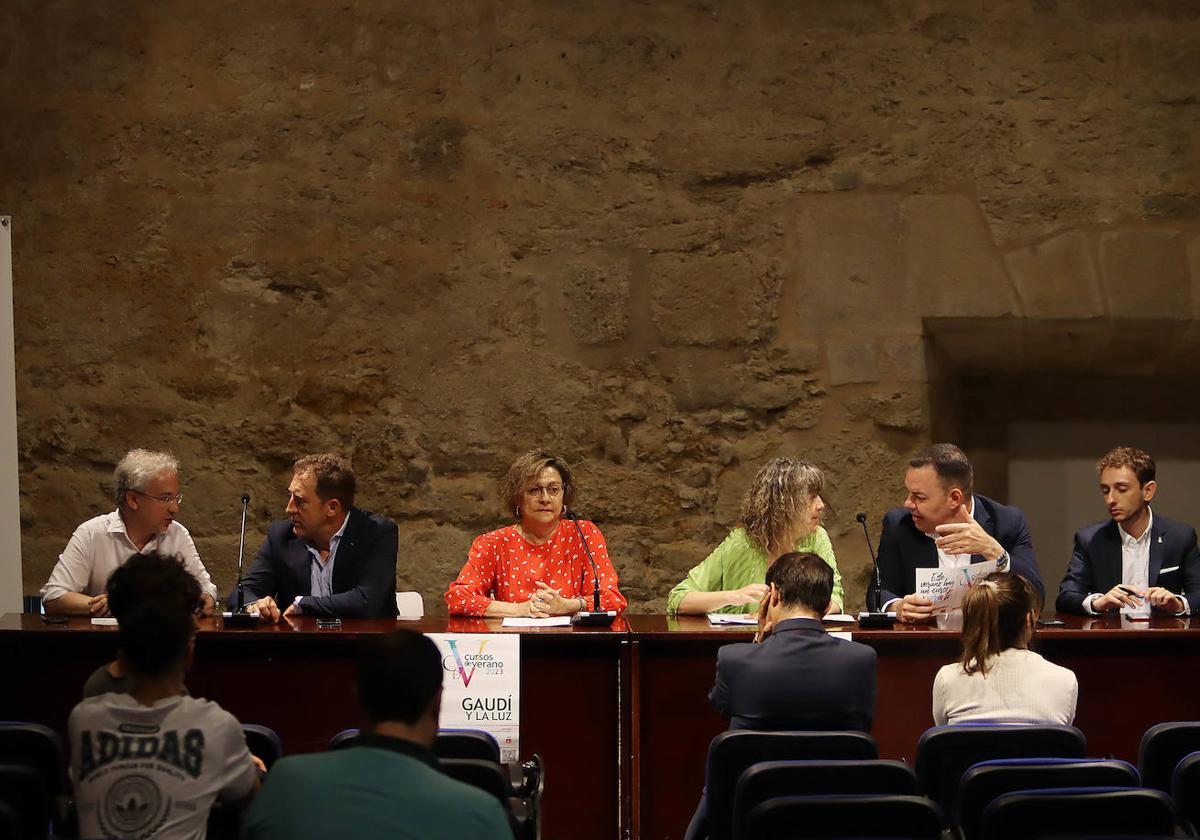 Presentación del curso &#039;Gaudí y la luz&#039;