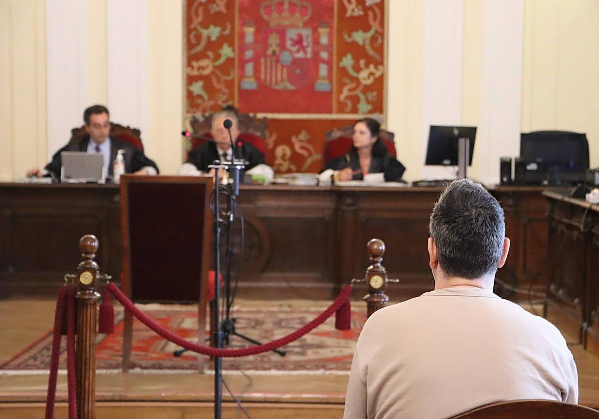 Juicio por estafa en León