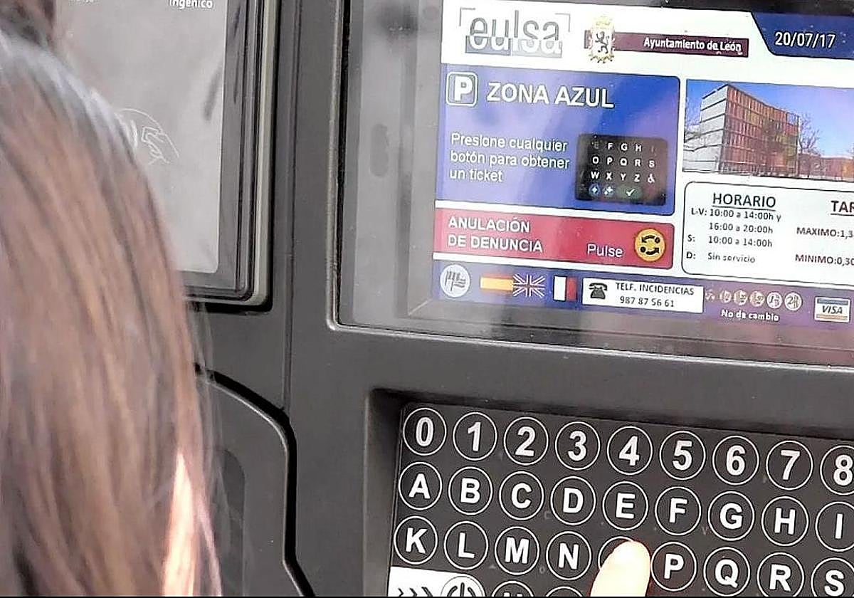 Aparcamiento gratis en zona azul durante este sábado en León