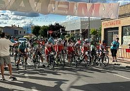 Carrera ciclista en el barrio de Pinilla.