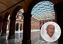 El patio central del Museo Diocesano y de la Semana Santa permanece vacío tres años después de su inauguración; en el círculo, el arquitecto Félix Compadre.