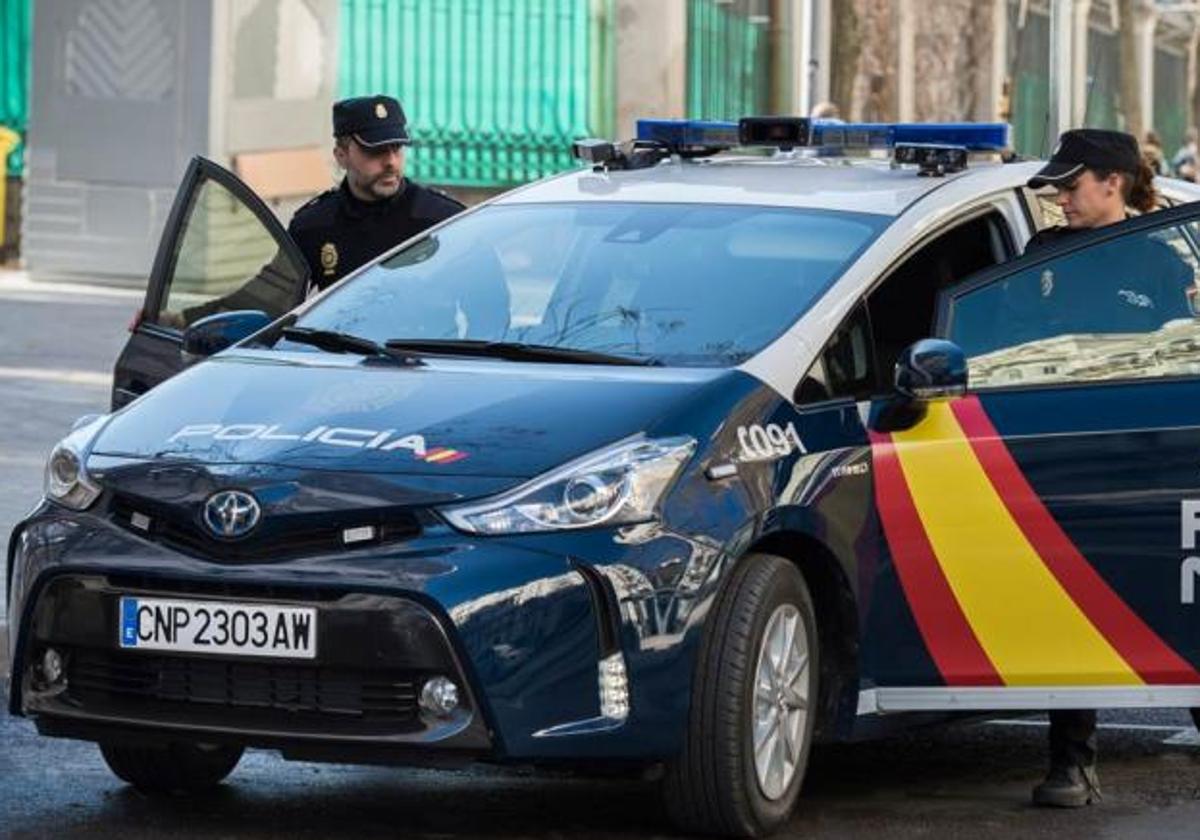 Vehículo de la Policía Nacional de Astorga.