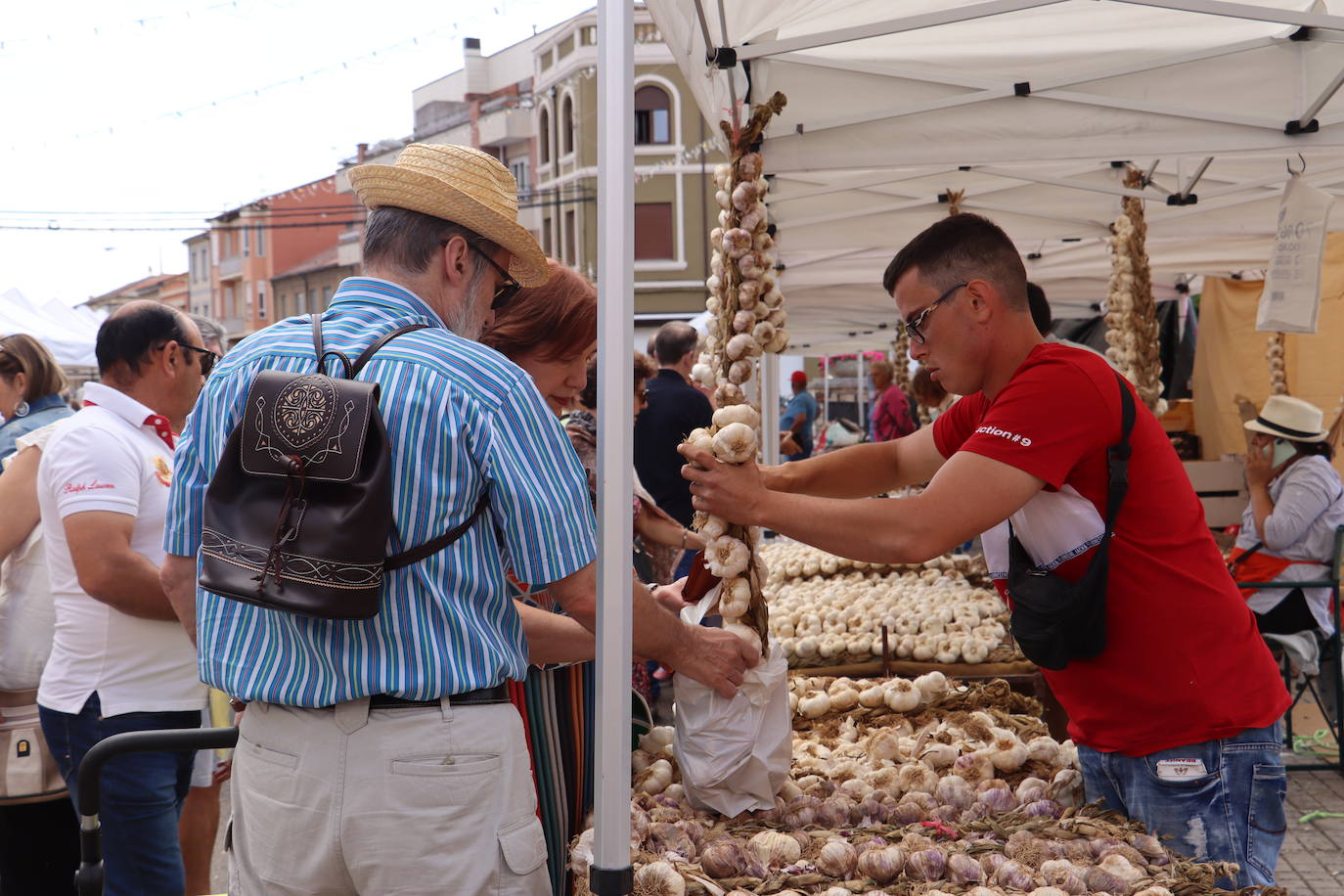 Feria del ajo en Veguellina de Órbigo