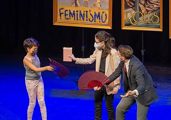 Uno de los momentos de la representación escénica.