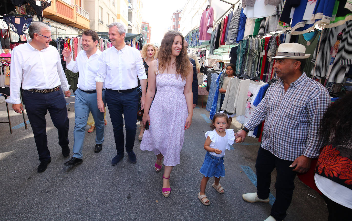 Los presidentes del PPCyL y del PP de Galicia participan en un acto de campaña