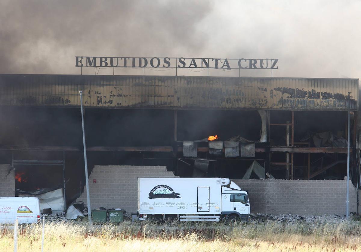 La empresa ardió el pasado 7 de julio.