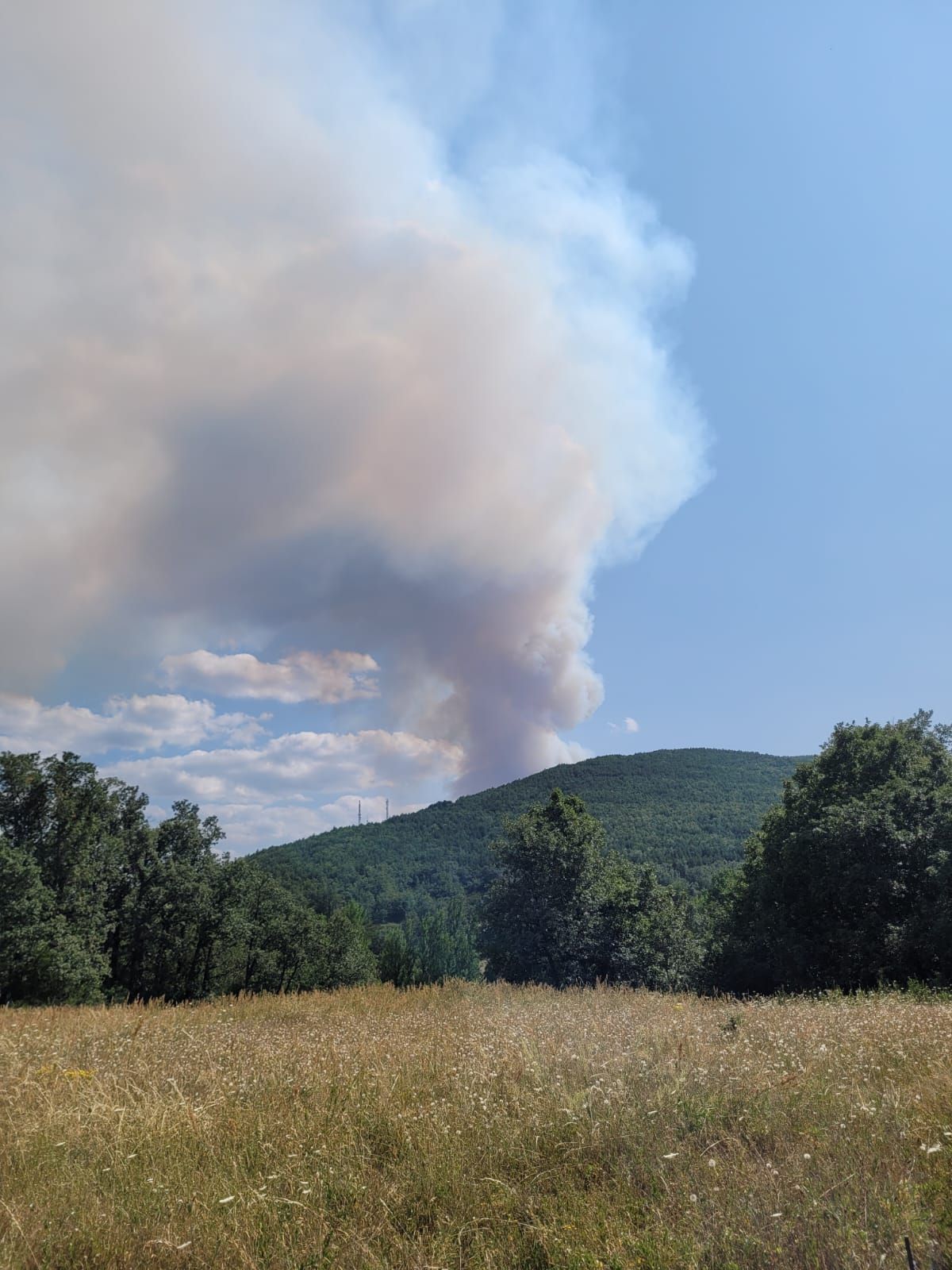 Incendio en Santa Colomba de Curueño