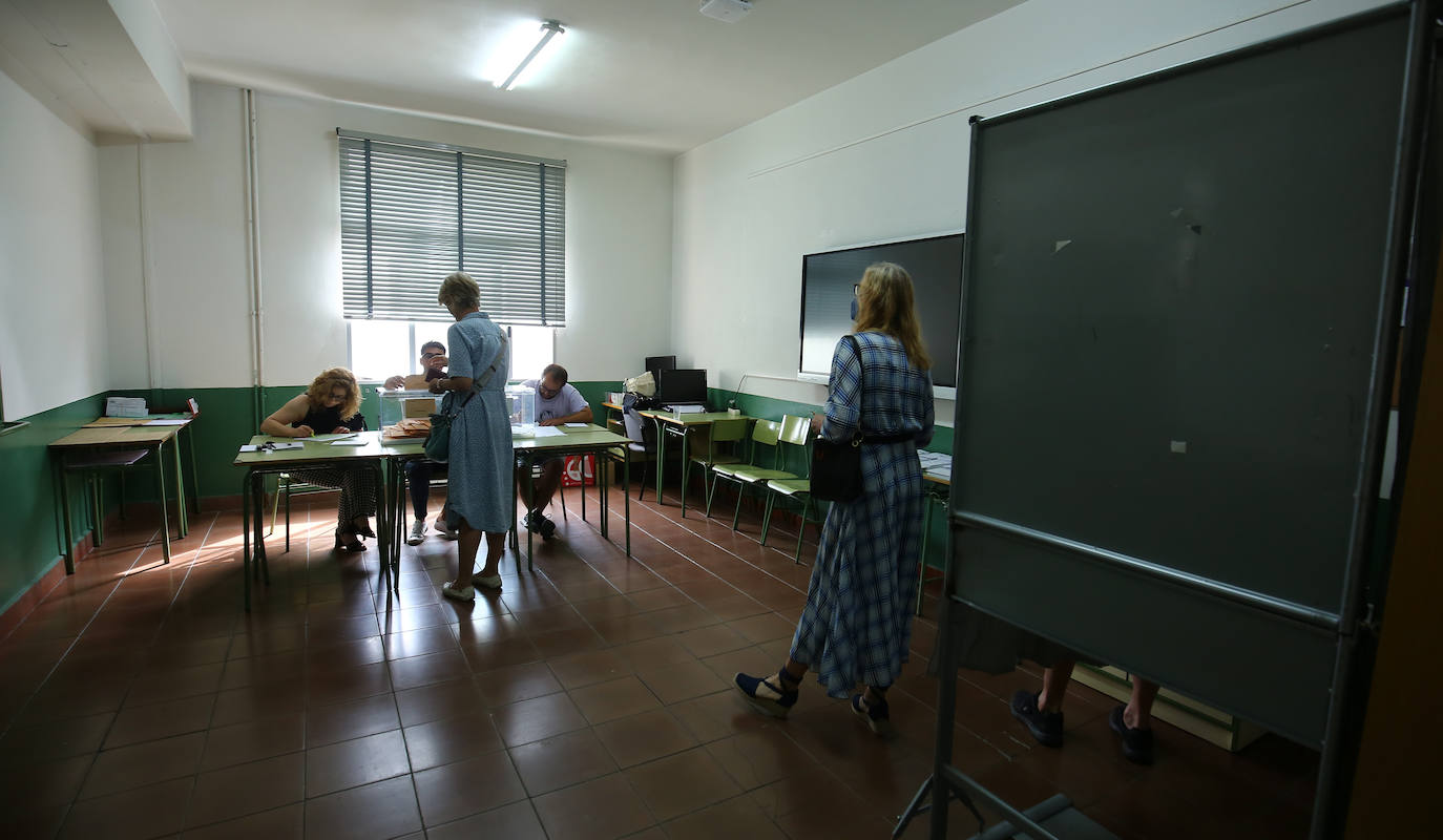 Votaciones a las Cortes Generales en los colegios electorales de Ponferrada