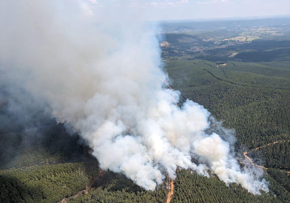 Incendio en Santa Colomba de Curueño.