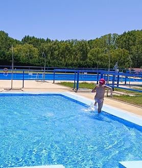 Imagen secundaria 2 - El calor tiene remedio en Valdevimbre