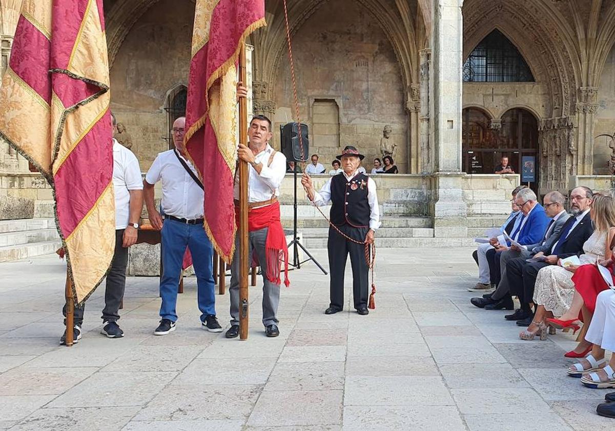 Inicio de la recreación de la lectura de los Fueros.