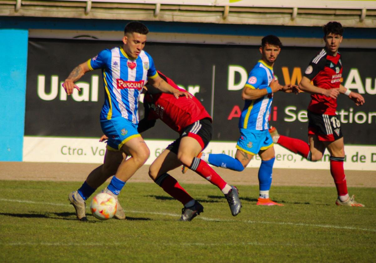 'Isra' González durante un partido de la pasada temporada.