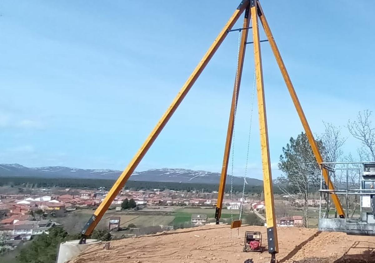 El columpio más alto de España se encuentra es Castrocontrigo.