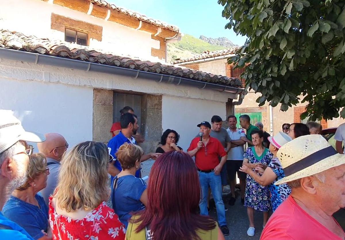 Protestas de los vecinos de La Vid.