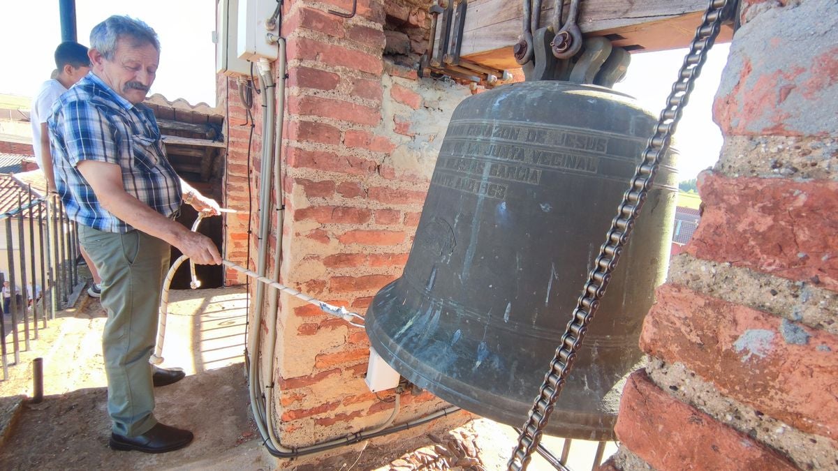 Encuentro de campaneros en Villavante